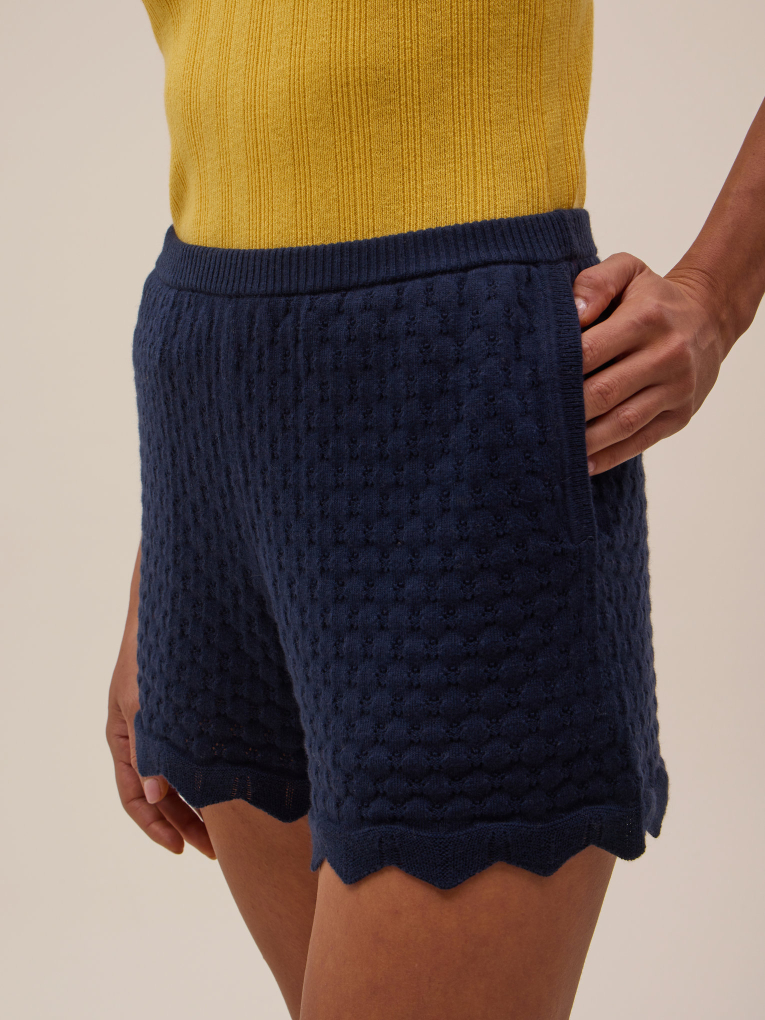 Short Naras