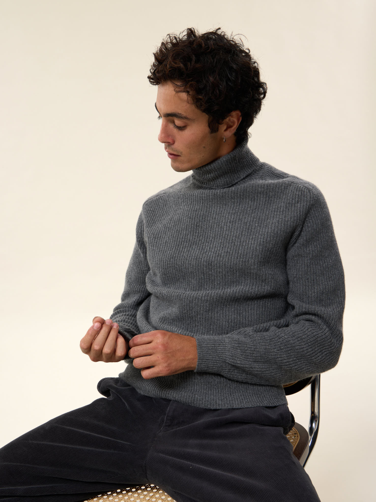 Cashmere Sweater Oscar