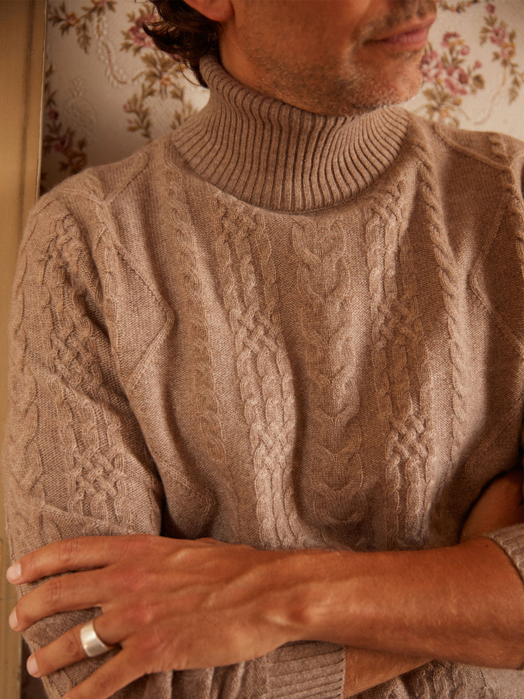 Cashmere sweater Ovol