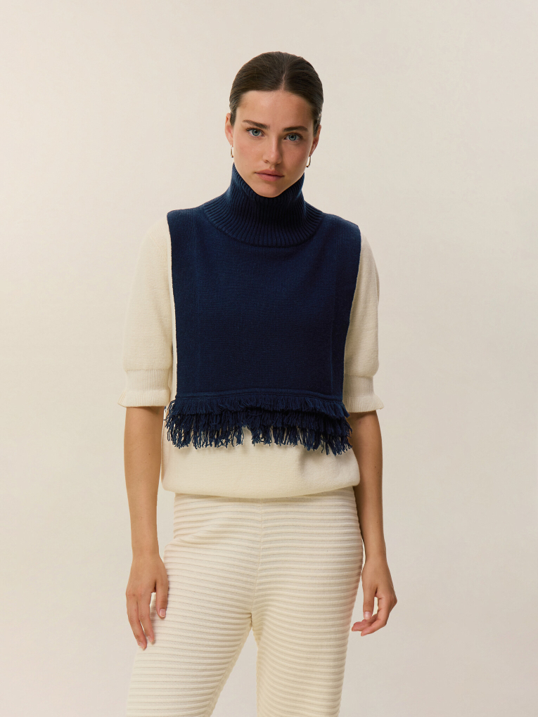 Cashmere Collar Coco