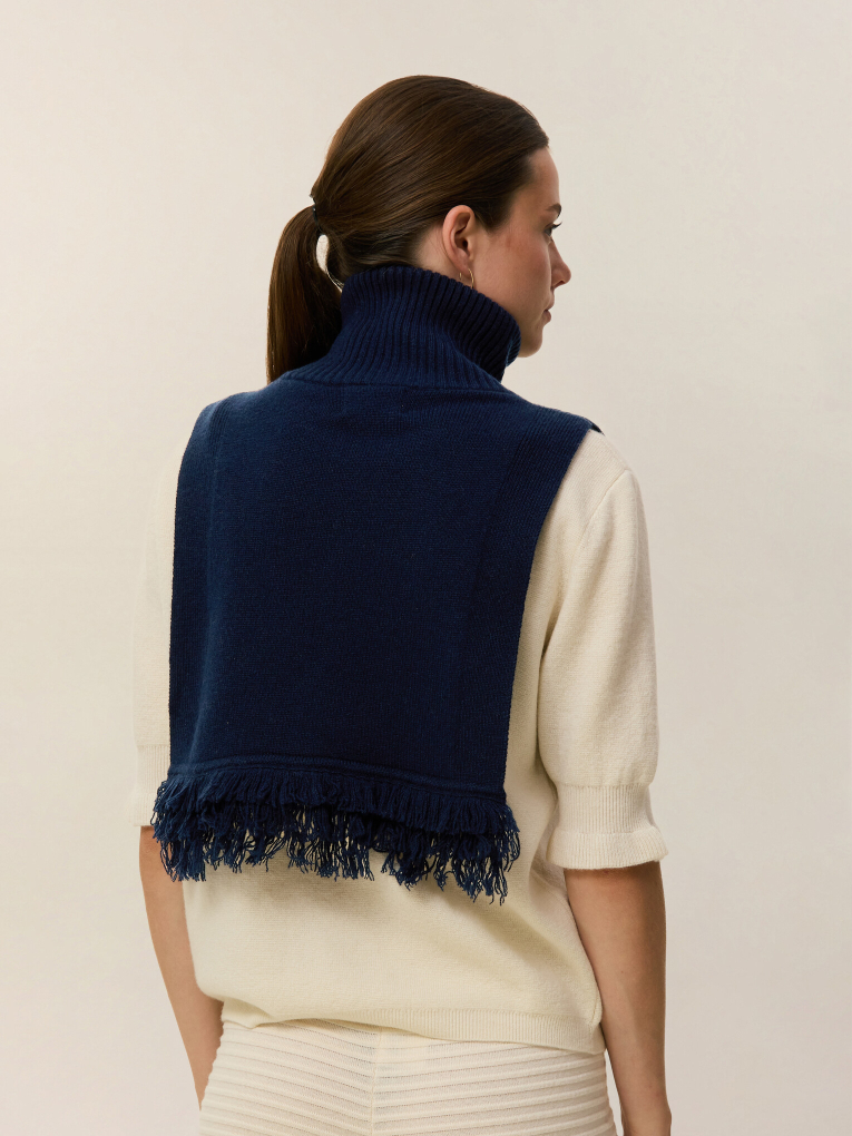 Cashmere Collar Coco