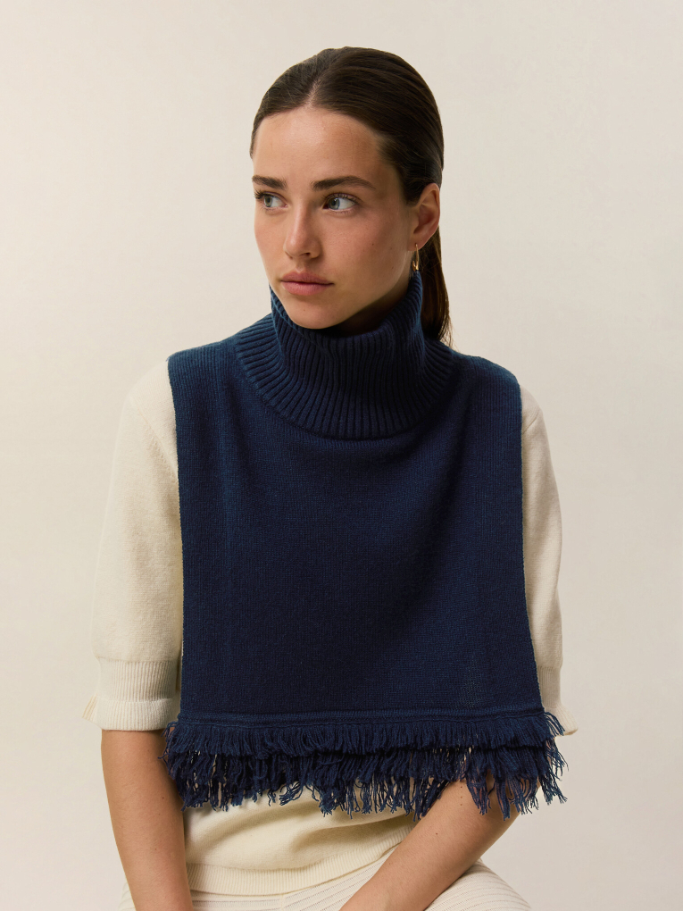 Cashmere Collar Coco