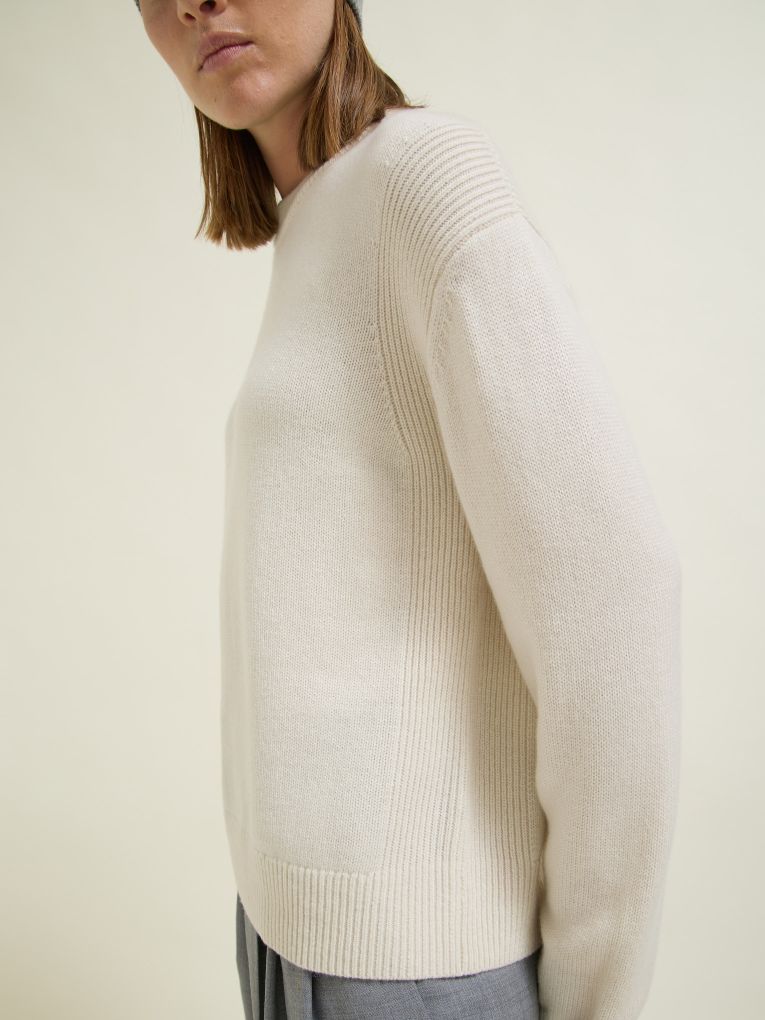 Cashmere Sweater Gala